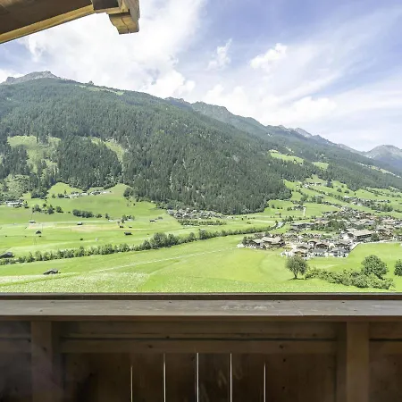Neustift Near Stubai Lift Нойштіфт-ім-Штубайталь