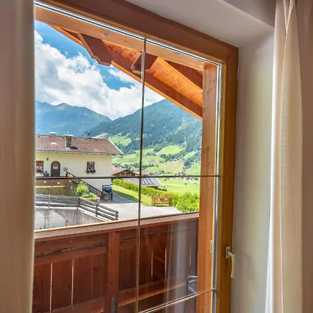 Daire Neustift Near Stubai Lift *